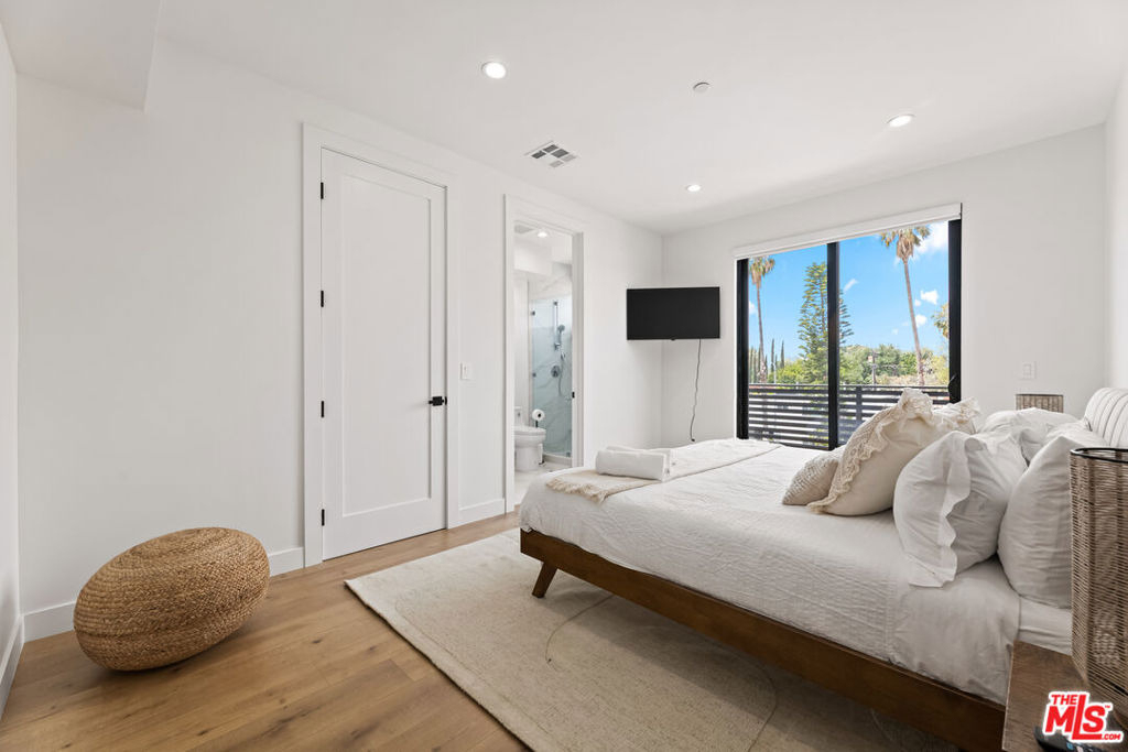 5118 Laurel Canyon - Photo 13