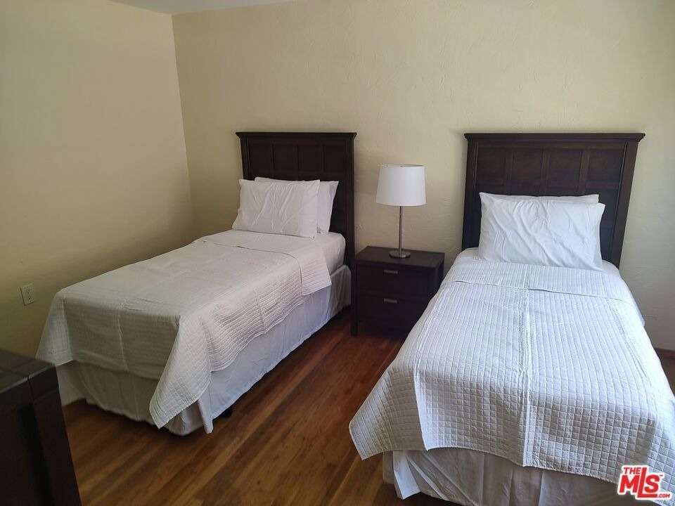 9814 Baden Avenue - Photo 26