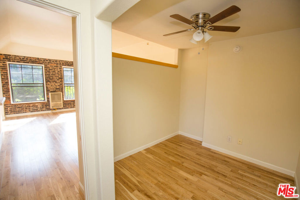 361 S Detroit Street - Photo 5