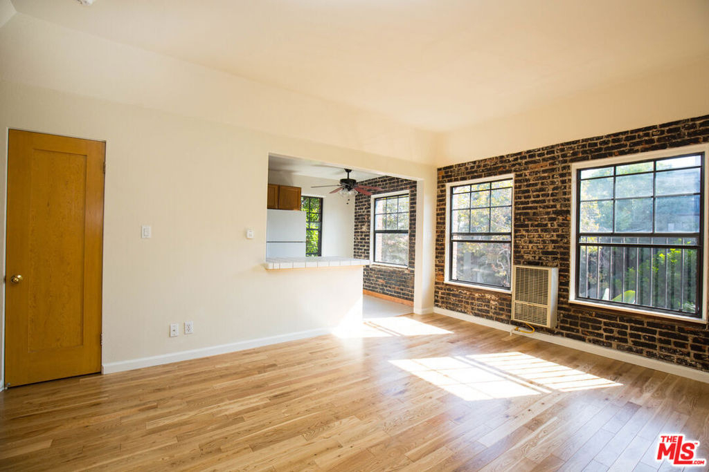 361 S Detroit Street - Photo 1