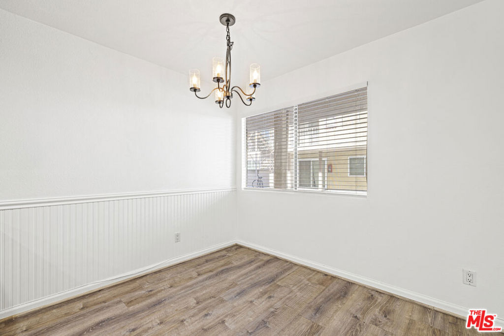 10757 Hortense Street - Photo 9