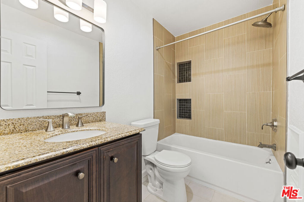 10757 Hortense Street - Photo 17