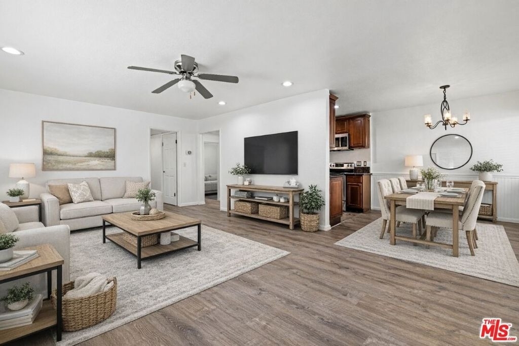 10757 Hortense Street - Photo 1