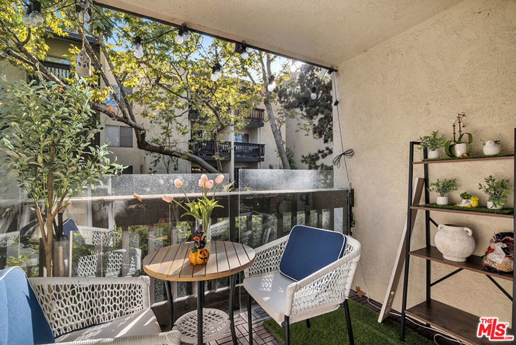 8106 Summertime Lane - Photo 7