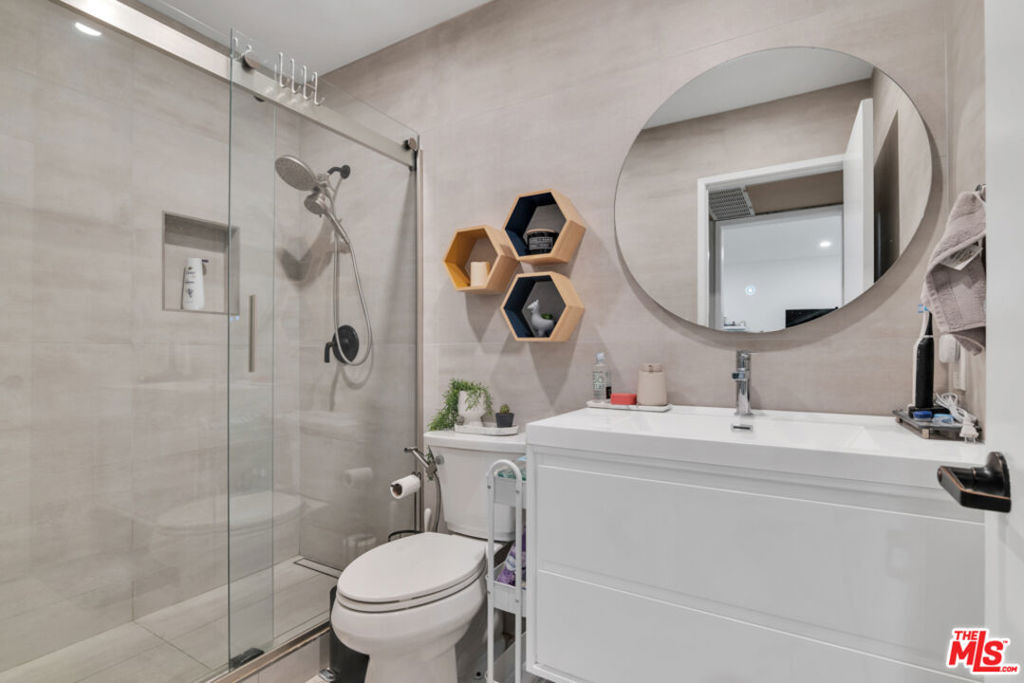8106 Summertime Lane - Photo 6