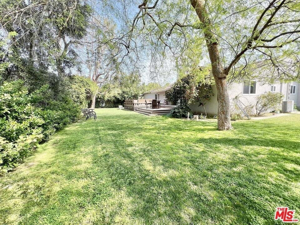 22839 Oxnard Street - Photo 48
