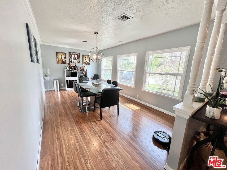 22839 Oxnard Street - Photo 15