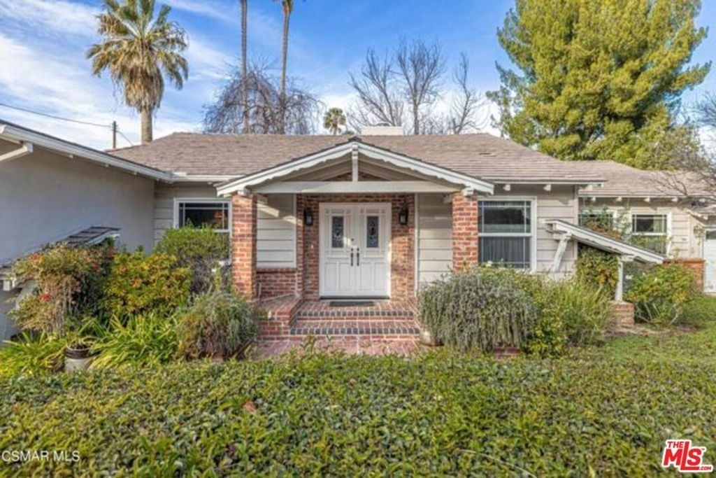22839 Oxnard Street - Photo 6