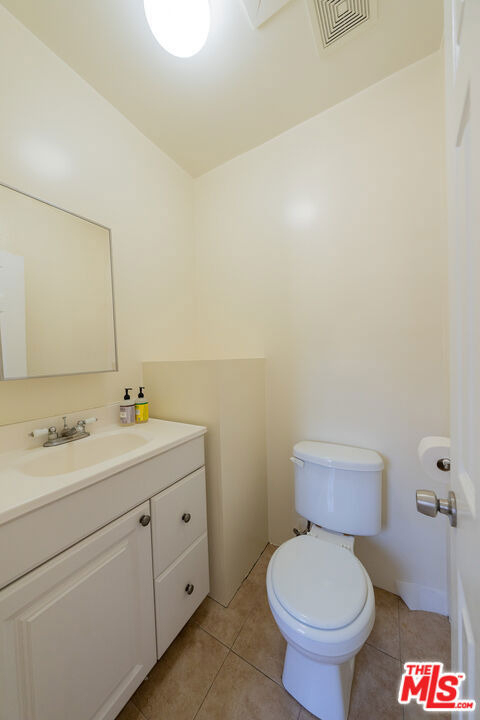 361 W Wilson Avenue - Photo 11