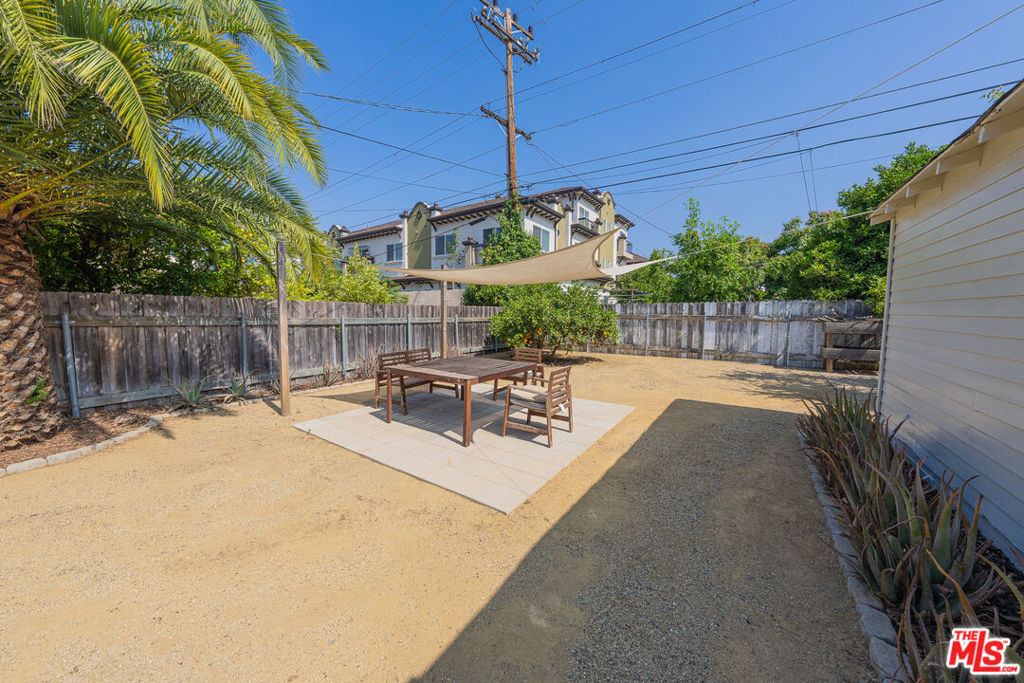 361 W Wilson Avenue - Photo 19