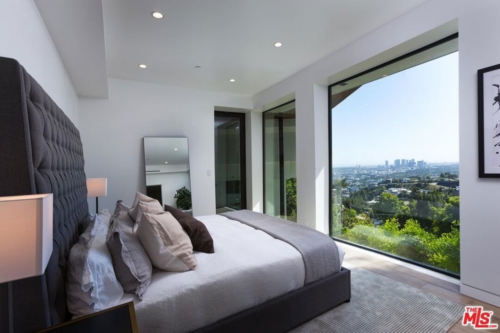 8780 Hollywood Boulevard - Photo 30