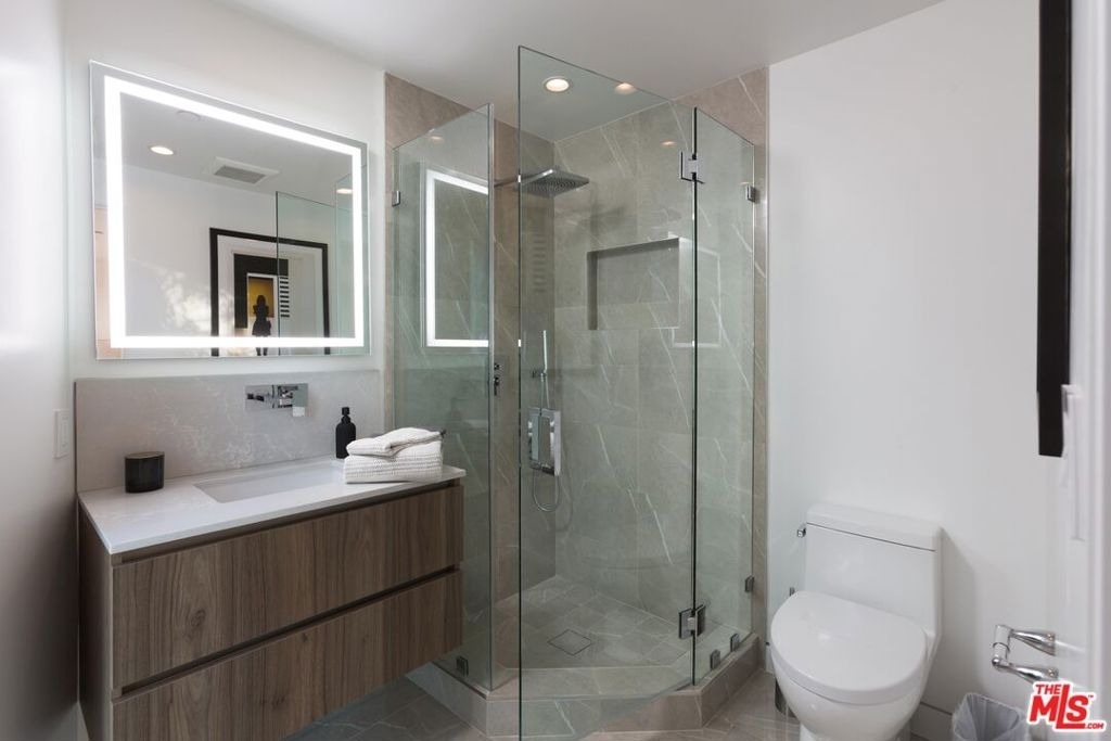 8780 Hollywood Boulevard - Photo 27