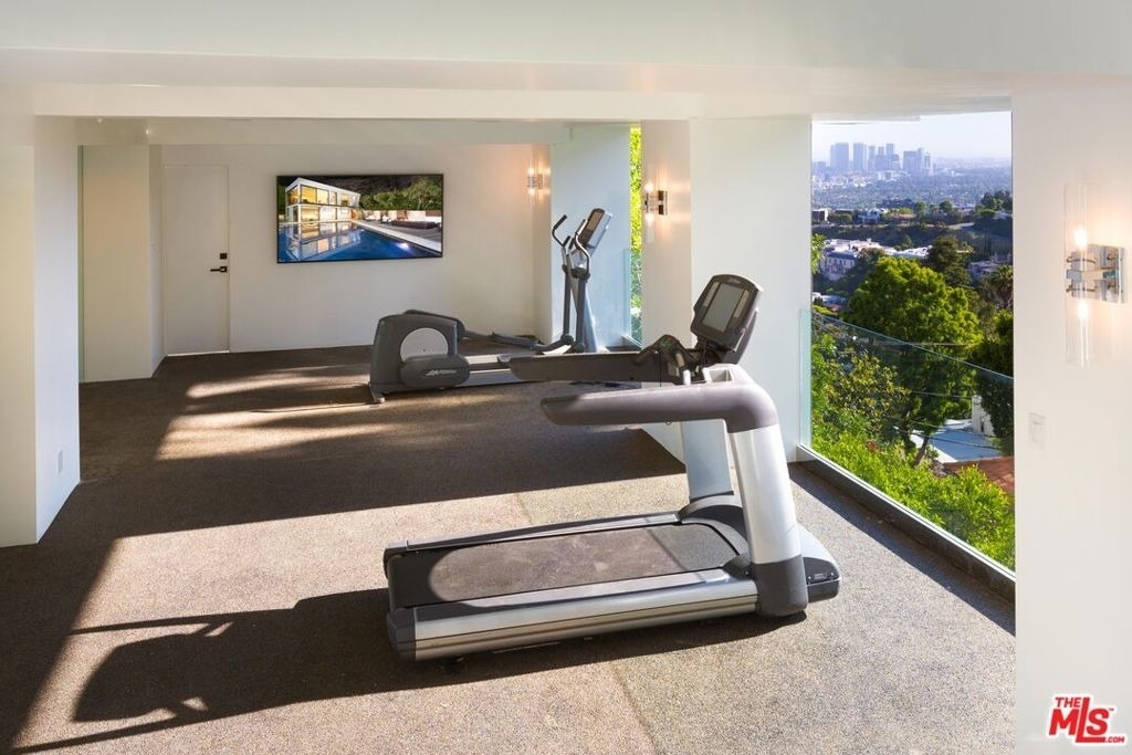 8780 Hollywood Boulevard - Photo 34
