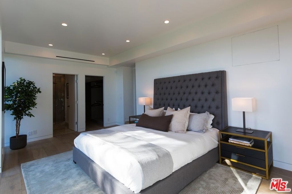 8780 Hollywood Boulevard - Photo 32