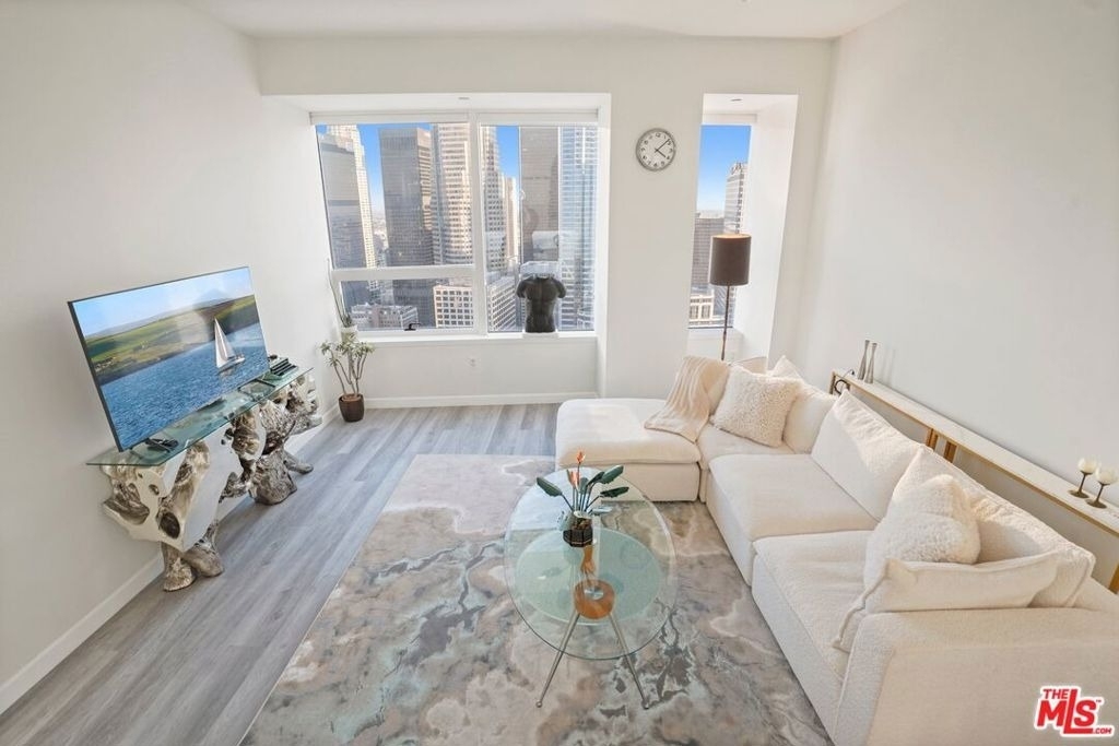 1100 Wilshire Boulevard - Photo 39