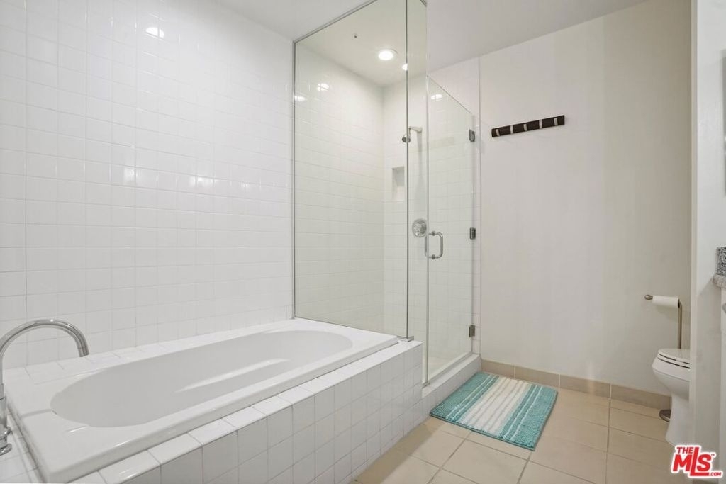 1100 Wilshire Boulevard - Photo 17
