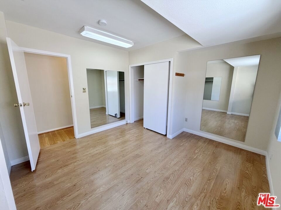 5431 Cartwright Avenue - Photo 12
