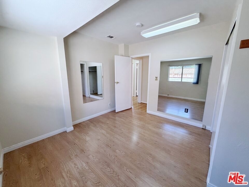 5431 Cartwright Avenue - Photo 11