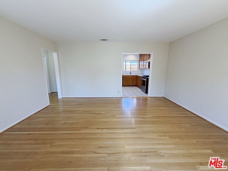 5431 Cartwright Avenue - Photo 6