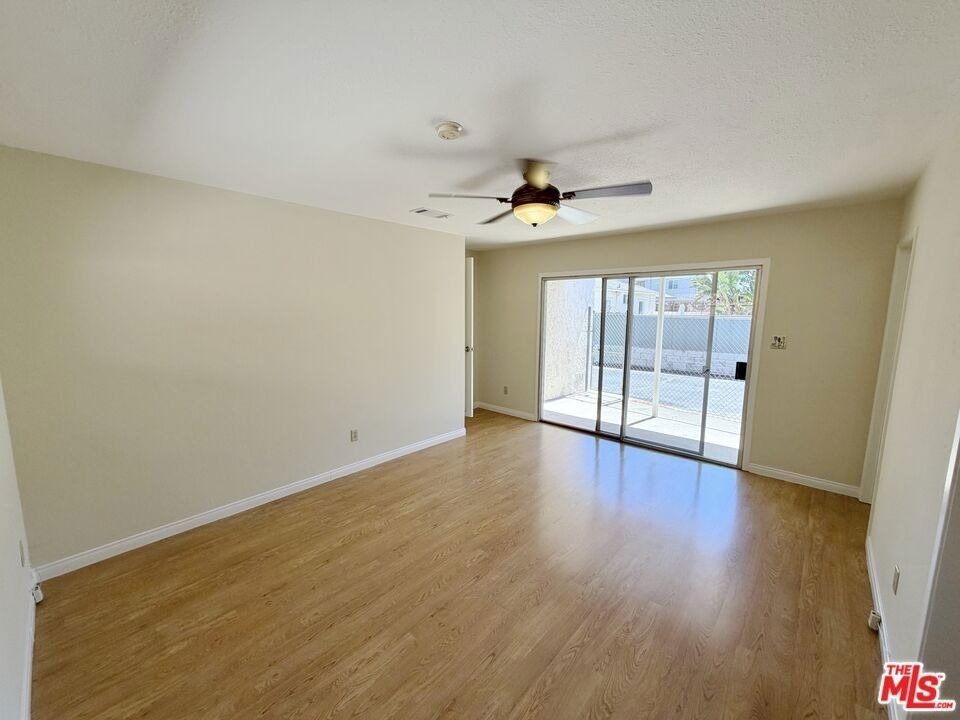 5431 Cartwright Avenue - Photo 13