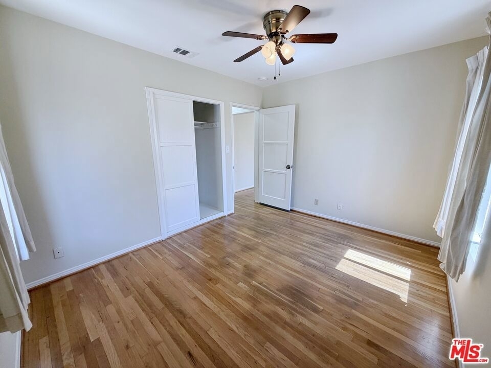 5431 Cartwright Avenue - Photo 15