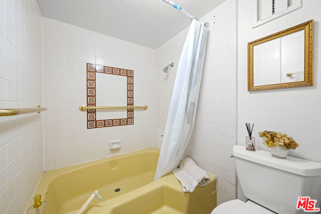10535 Wilshire Boulevard - Photo 24