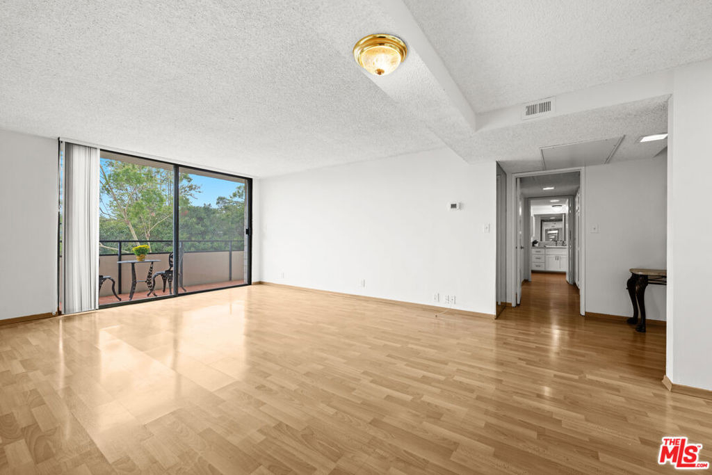 10535 Wilshire Boulevard - Photo 13