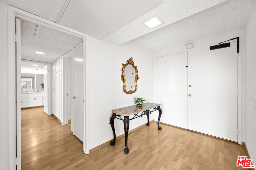 10535 Wilshire Boulevard - Photo 7