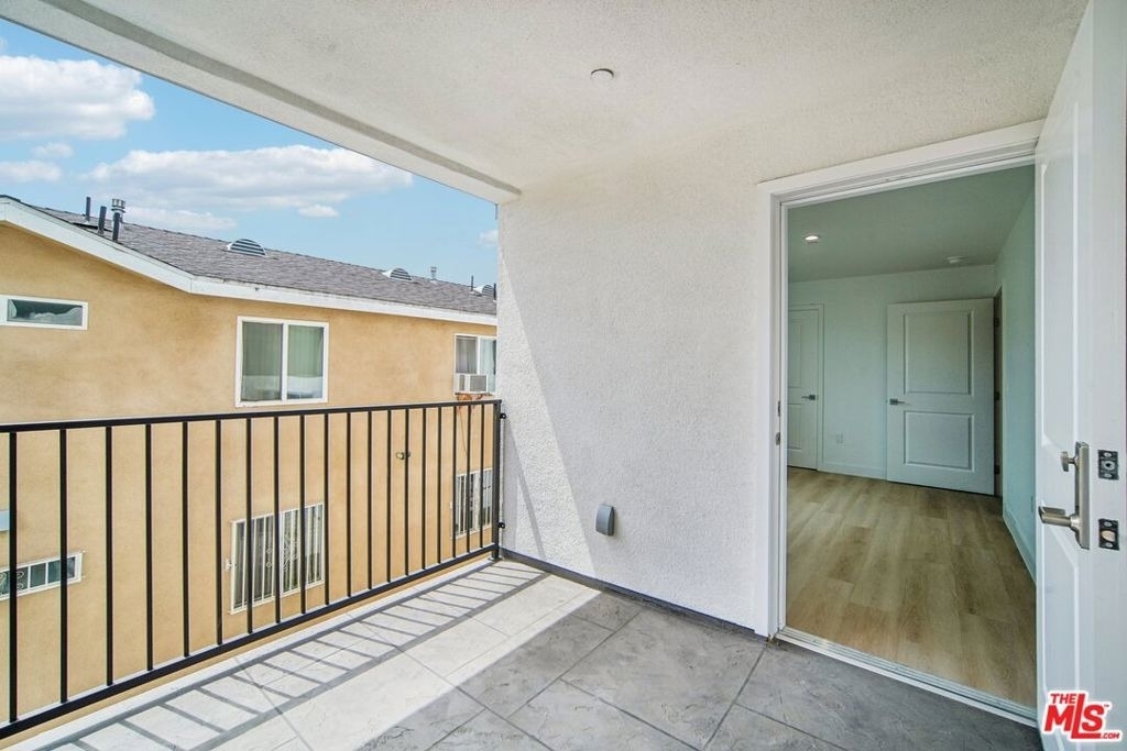 3221 W 71st Street - Photo 23