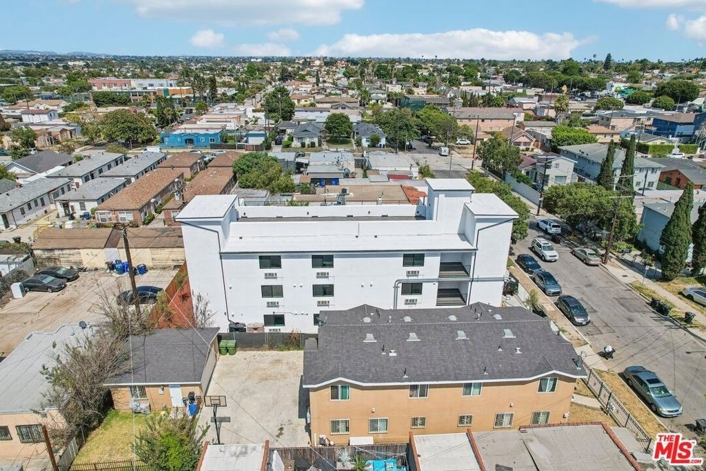 3221 W 71st Street - Photo 27
