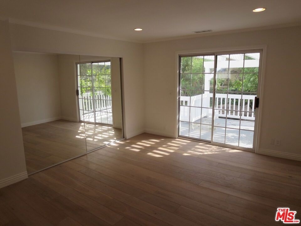 18232 Rosita Street - Photo 16