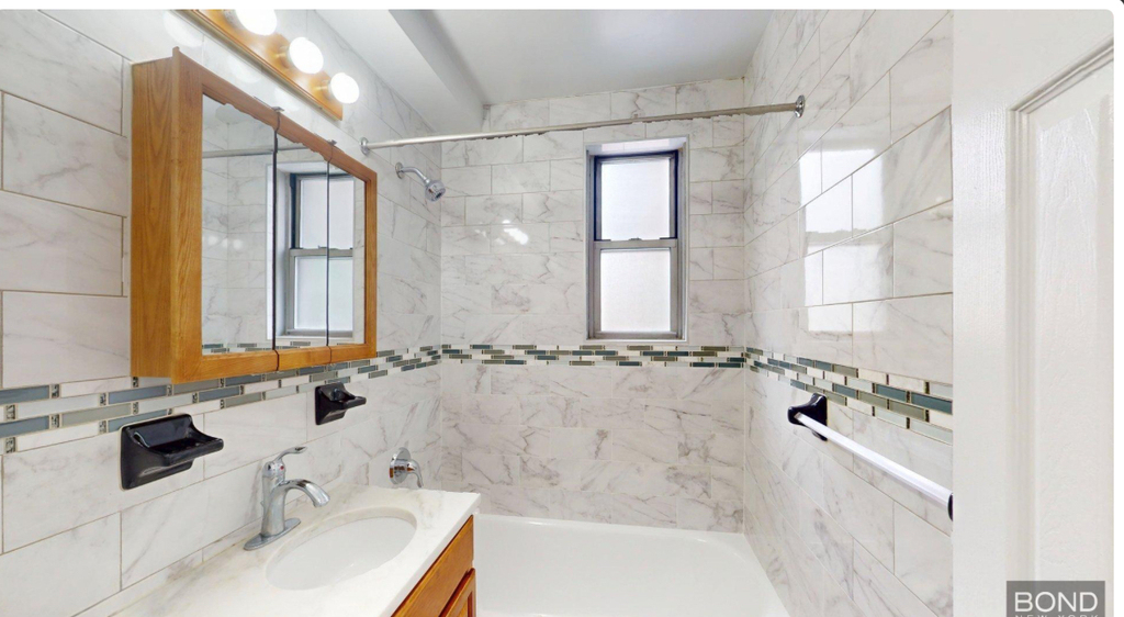 East 38th Street - Photo 3
