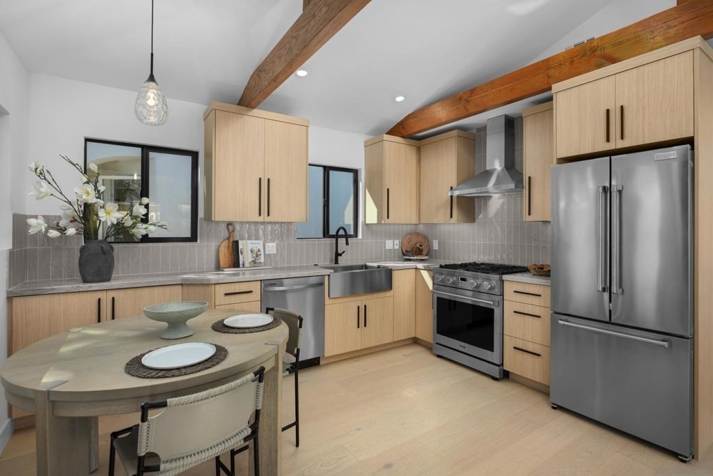 434 Bonair - Photo 1
