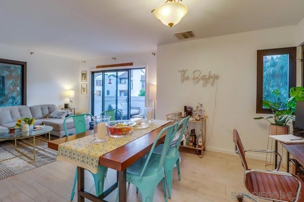 3960 Voltaire St - Photo 4