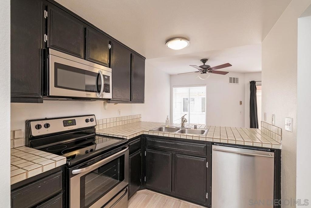 8268 Gilman Dr - Photo 10