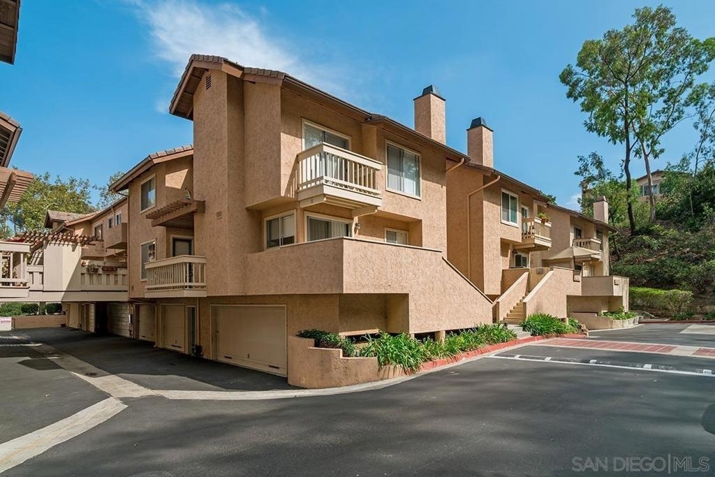 8268 Gilman Dr - Photo 0