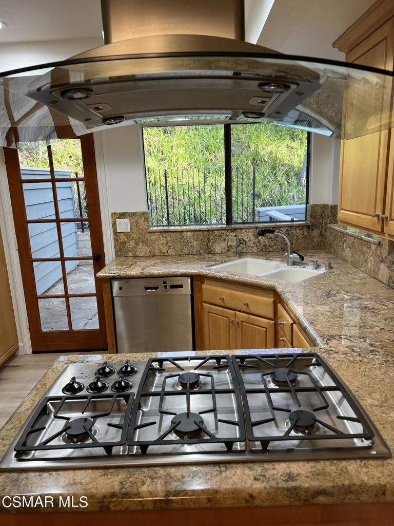 1423 View Drive - Photo 4