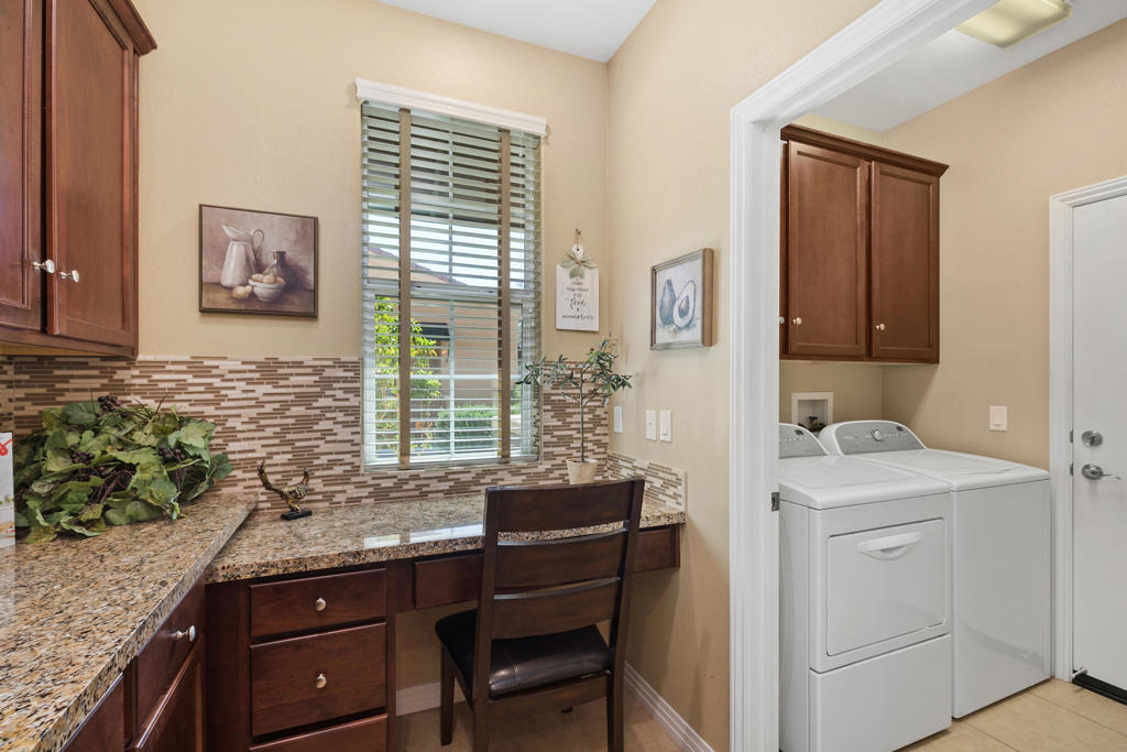 52155 Desert Spoon Court - Photo 4