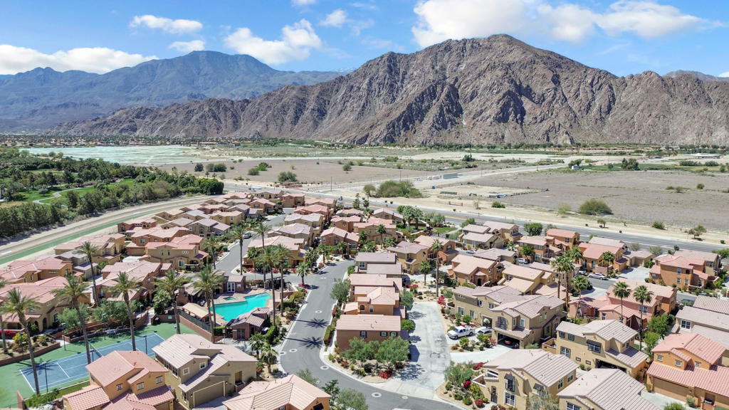 52155 Desert Spoon Court - Photo 9