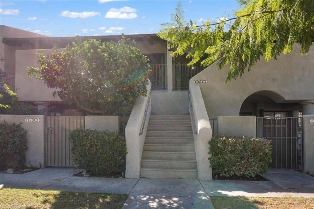 1150 E Amado - Photo 0
