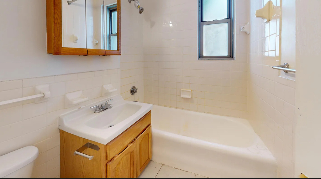 East 38th Street - Photo 5