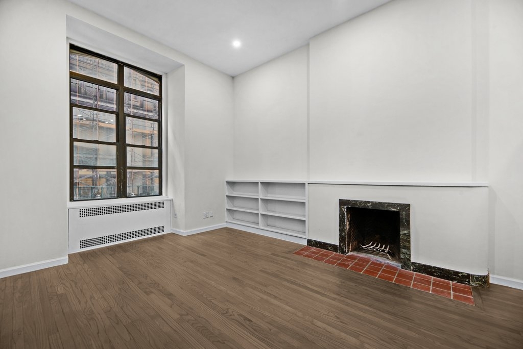 Madison Avenue - Photo 2