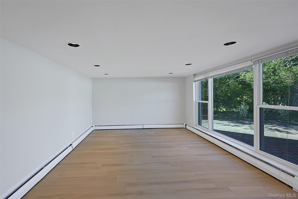 25 Hollywood Drive - Photo 15