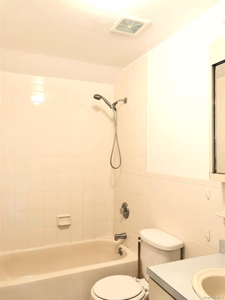 82-03 54th Avenue - Photo 9