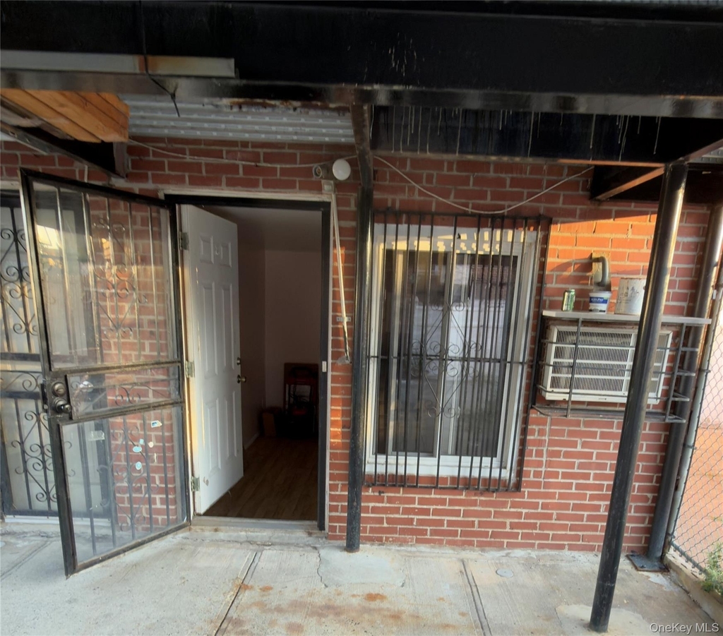 15307 77th Road - Photo 0