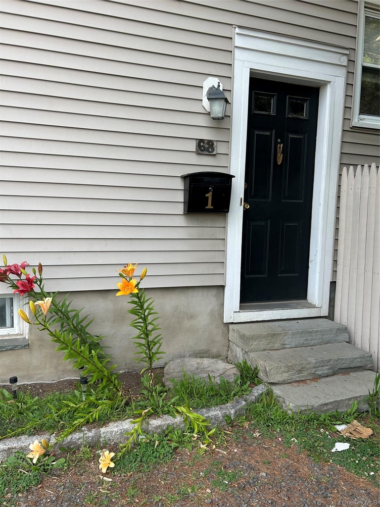 68 Ramapo Road - Photo 1