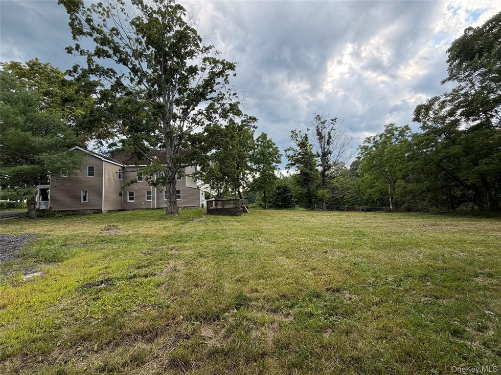 1445 Burlingham Road - Photo 28