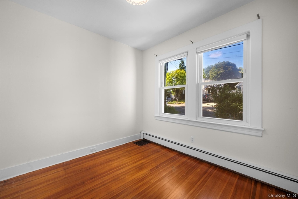 171 Taft Crescent - Photo 14
