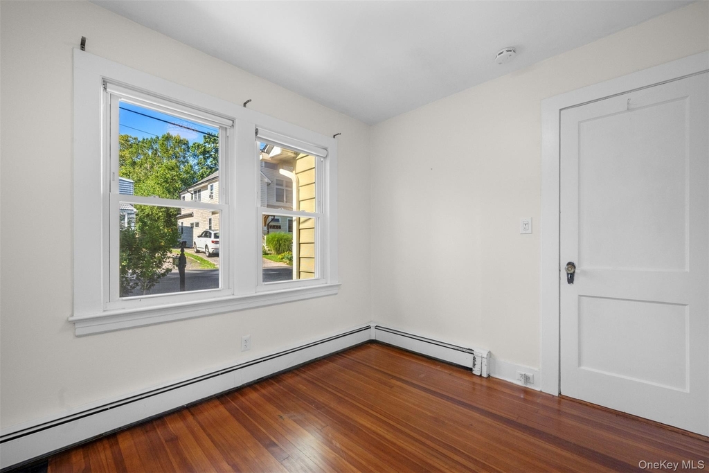 171 Taft Crescent - Photo 13