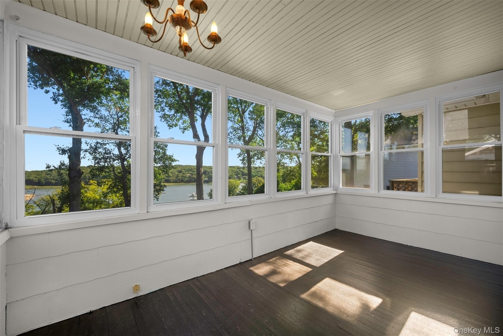 171 Taft Crescent - Photo 30